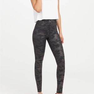 Spanx faux camo legging (Best Seller)